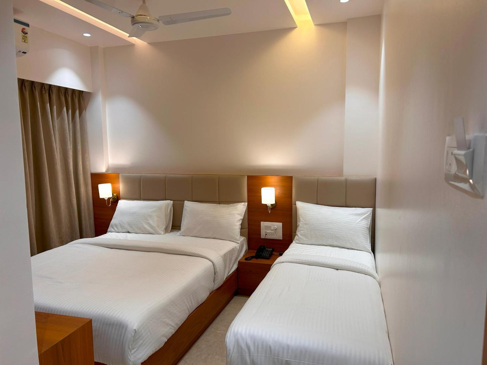 Hotel Neem Heritage Shirdi Εξωτερικό φωτογραφία